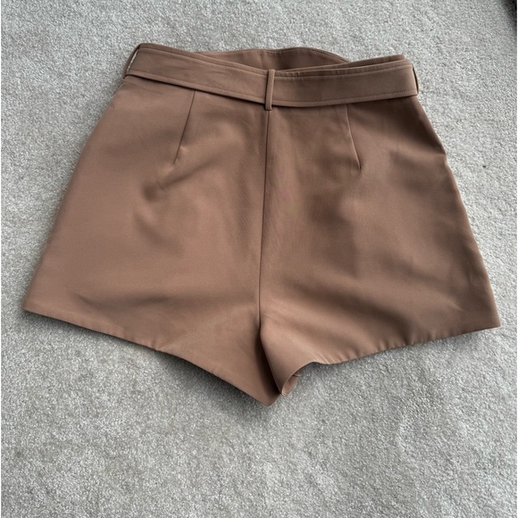 Maricela Short
Camila Coelho
Color: Nude Toffee
Size: S - Picture 4 of 16